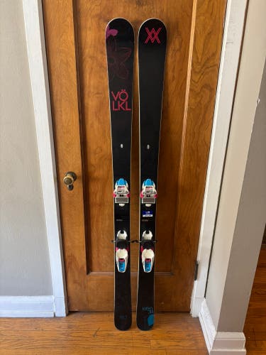 Volkl Kenja 163cm with Marker Squire Bindings