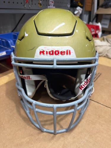 USED RIDDELL FLEX ADULT HELMET - LARGE - VEGAS GOLD