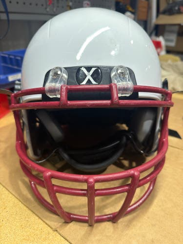 USED XENITH X2E+ ADULT FOOTBALL HELMET - MEDIUM - WHITE