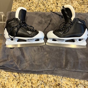2018 Graf DM1030 Hockey Goalie Skates Regular Width 8.5 (New)