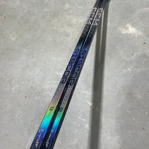 CCM Trigger 8 Pro 2 PACK Pro Stock Hockey Stick Grip Right 85 Flex PM9 MOD 81239