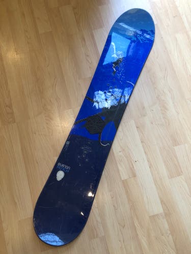 Kid's 137cm Burton Punch Snowboard | Without Bindings (Used)