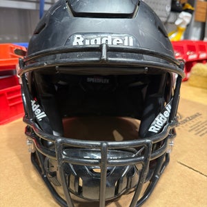 USED RIDDELL FLEX ADULT HELMET - MEDIUM - FLAT BLACK