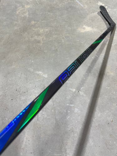 Bauer Vapor Flylite Pro Stock Hockey Stick 95 Flex P92M Left 4802