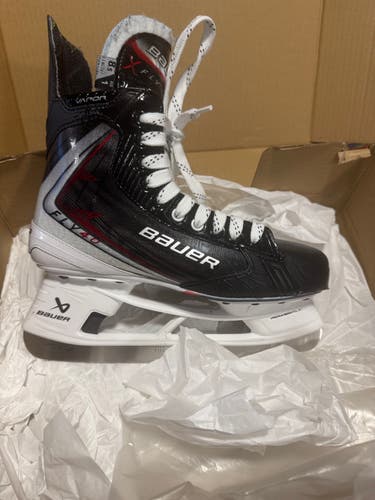 Bauer Vapor Fly40 Hockey Skates Narrow Width 8.5 (Used) Fit 1