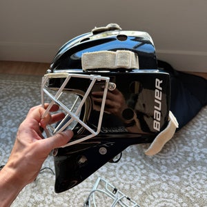 Senior Medium 2025 Bauer 950 Goalie Mask (Used)