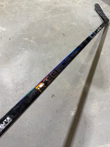 CCM Trigger 9 PRO Pro Stock Hockey Stick Grip 85 Flex P28 Left 1930
