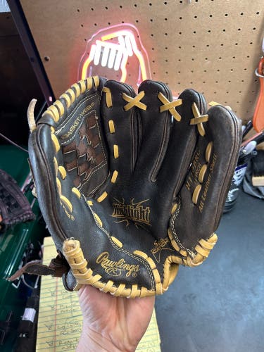 Rawlings Highlight Series RHT Baseball Glove 11" (Used)