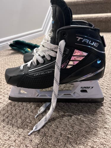 2024 True Catalyst 9x4 Hockey Goalie Skates Regular Width 10 (New)