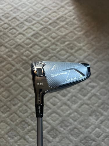 Men's TaylorMade Qi35 Max Left Hand Driver Stiff Flex 9 Loft (Used but like New)