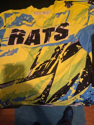 Rink rat used sr large jersey