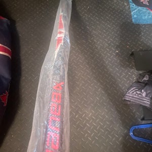 Senior Bauer Vapor Flylite Right Handed Hockey Stick P28 70 Flex (New)