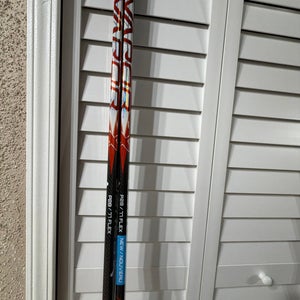 2-Senior Bauer Vapor Flylite Right Handed Hockey Sticks P28 77 Flex (New)