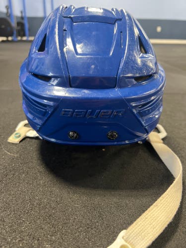 Large Bauer Re-Akt 150 Helmet (Used)