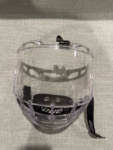 Bauer Concept 3 Full Shield (Senior Size)