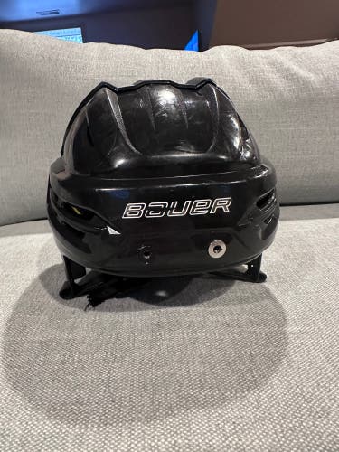 Small Bauer Re-Akt 95 Helmet (Used)
