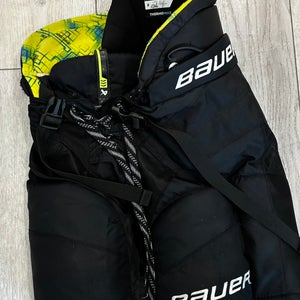 Junior Small Bauer HP Elite Hockey Pants Pro Stock (Used)