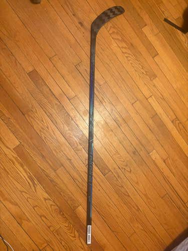 Intermediate CCM Vizion Left Hand Hockey Stick P29 65 Flex (New)