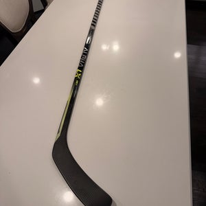 Senior Warrior Alpha LX Pro Left Hand Hockey Stick Toe Pattern 90 Flex (Used)