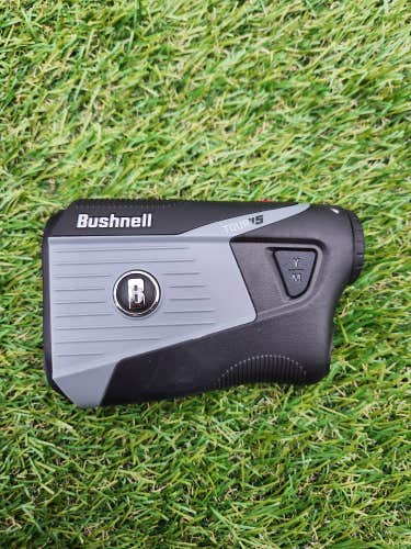 BUSHNELL TOUR V5 RANGEFINDER GOOD