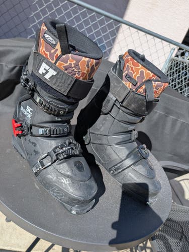 Mondo 29 & 29.5 Men's K2 Powder Diverge SC Pro Ski Boots Stiff Flex (Used)