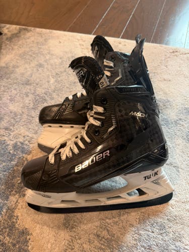 2022 Bauer Supreme Mach Hockey Skates 10 (Used)