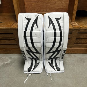 33" Vaughn V10 Pro Carbon Goalie Leg Pads (Used)
