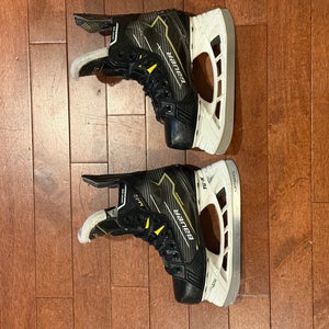 2024 Bauer Supreme M40 Hockey Skates Regular Width Size 2 (Used)