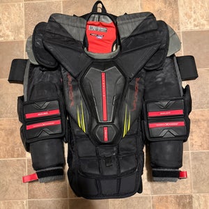 XL Bauer Vapor Hyperlite 2 Goalie Chest Protector (Used)