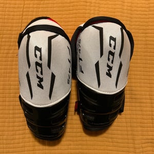 Senior Medium CCM JetSpeed FT475 Elbow Pads (New)