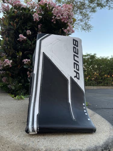 Bauer M5 Pro Regular