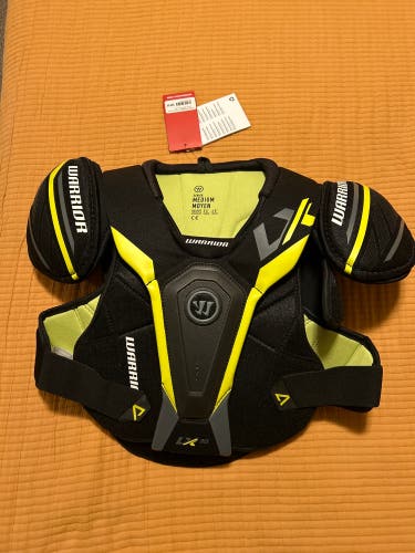 Men's Medium Senior Warrior ALPHA LX 30 Shoulder Pads (New)