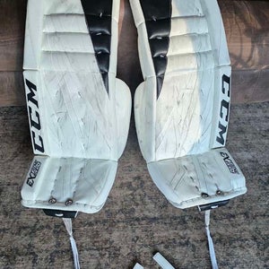 33" CCM Extreme Flex 4 Goalie Leg Pads Pro Stock (Used)