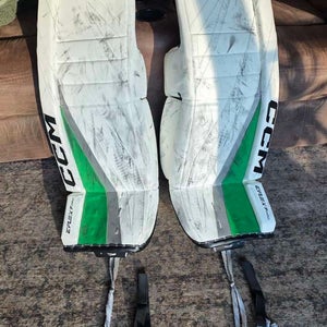 33" CCM EFlex 7 Goalie Leg Pads Pro Stock (Used)