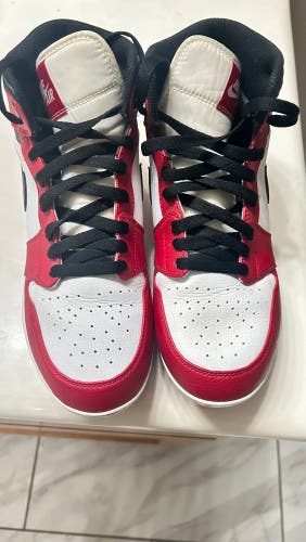Red Men's Size M 9.5 (W 10.5) Youth Nike Air Jordan High Top (Used)