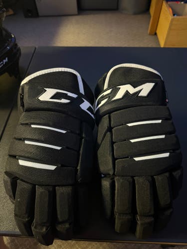 CCM Tacks 4 Roll Pro 2 Gloves 15" (Used)