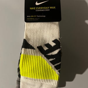Nike Everday max socks