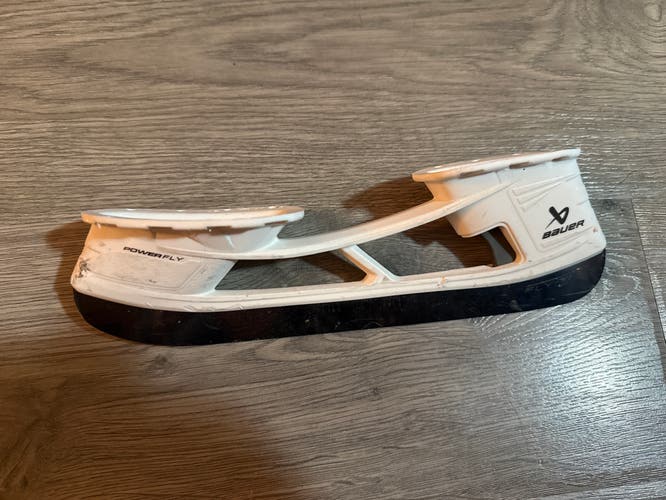 Bauer PowerFly 246 mm With Steel