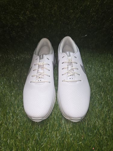 Nike Air Zoom Victory Tour 3. Size 13