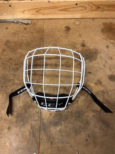Medium CCM FM780 Full Cage (New)