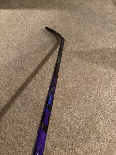 Intermediate CCM Ribcor Trigger 10 Pro Right Handed Hockey Stick P28 65 Flex (New)