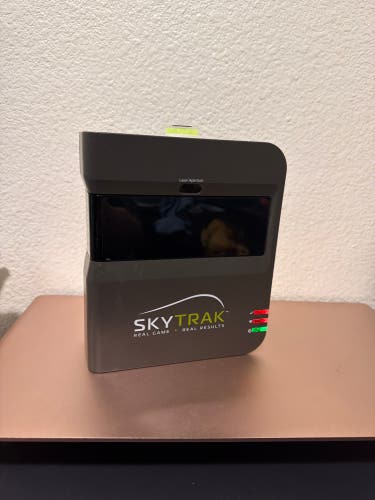 SkyTrak Launch Monitor (Used)