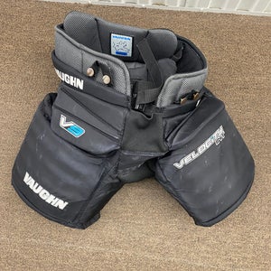 Intermediate Medium Vaughn Velocity V9 Hockey Goalie Pants (Used)