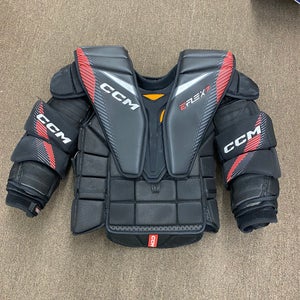Medium CCM Extreme Flex 7 Goalie Chest Protector