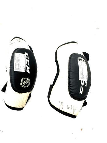 Used CCM 04 Junior Elbow Pads MD 11860-S000304089