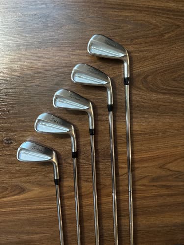 Men's Titleist 2023 T100 Right Handed Iron Set Stiff Flex (5 Clubs) #5 - #9 Steel Shaft (Used)