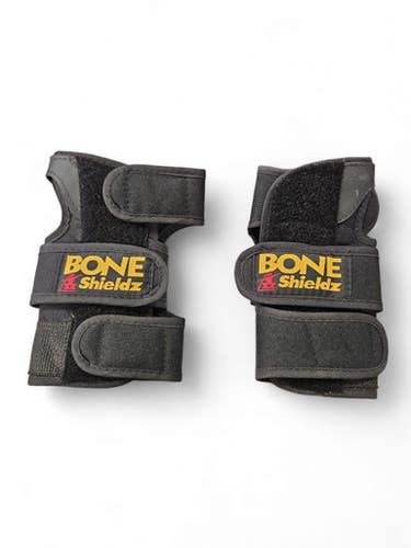 Used Boneshieldz Skateboard Wrist Guards Black SM 11863-S000017991