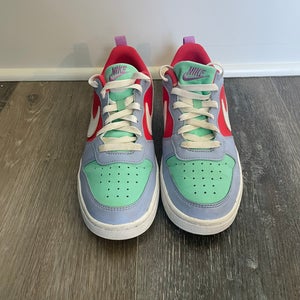 Purple Unisex 6.5Y (Big Kids / Youth) Youth Nike Dunk Low Shoes (Used)