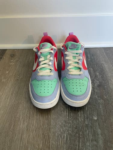 Purple Unisex 6.5Y (Big Kids / Youth) Youth Nike Dunk Low Shoes (Used)