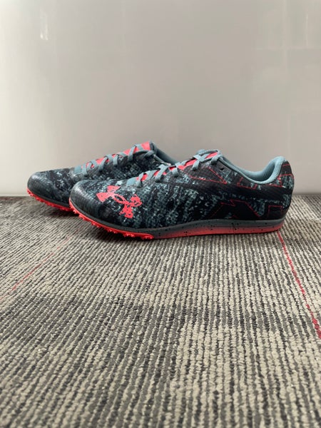 New | Under Armour Brigade XC Low Track Spike - Men's 9